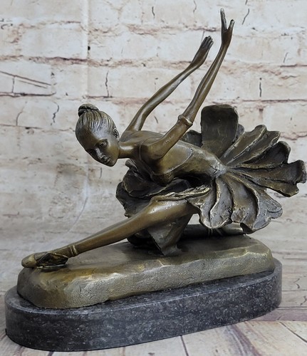 Signed poised dancer - dancer, ballerina