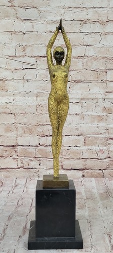 Bronze statue hot cast - bronze,