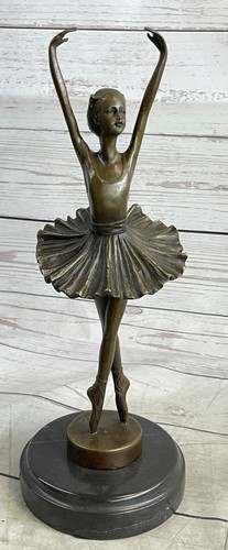 Classic ballerina girl - classic,
